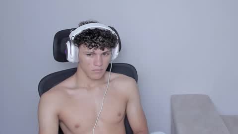 Laureent online show from September 23, 7:17 pm