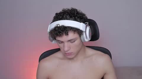 Laureent online show from October 13, 7:08 am