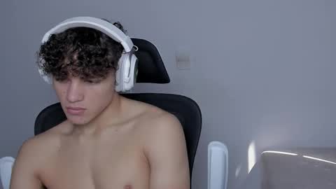 Laureent online show from October 29, 5:58 pm