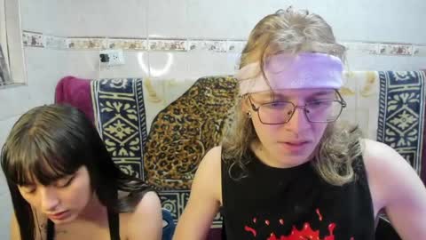 Laures666 online show from July 19, 5:55 am