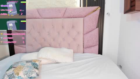 Laurem online show from January 8, 6:52 pm