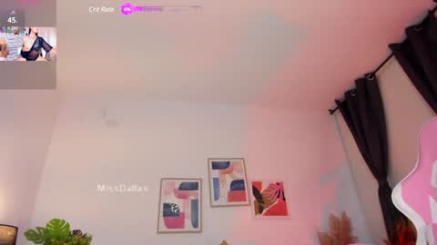 MissLauren online show from December 3, 10:51 pm