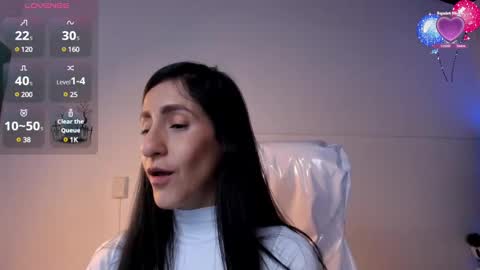 Lauren online show from December 4, 7:12 pm