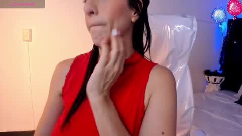 Lauren online show from December 12, 3:27 pm