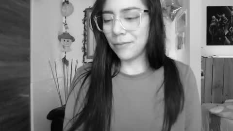 Lauren online show from December 22, 1:34 am
