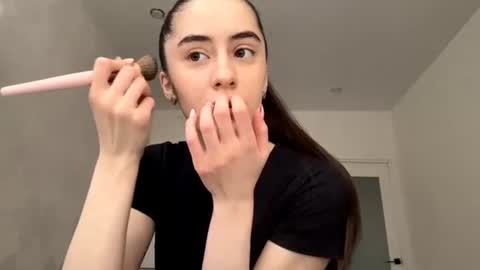 Snapshot of laurenadupuy chatting on June 15, 1:13 pm laurenadupuy online show from June 15, 1:13 pm