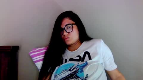 onlyfan laureng7 - 7 laureng2 online show from September 17, 2:52 pm