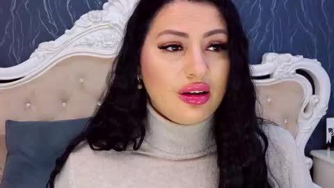 Snapshot of laurenjenssen chatting on October 4, 11:30 am Laura online show from October 4, 11:30 am