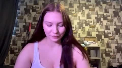 Hannah online show from September 16, 4:19 pm
