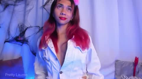 Lauren online show from October 25, 4:31 am