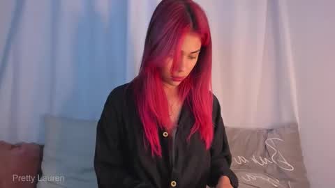 Lauren online show from February 18, 2:51 am