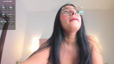 laurenn_smitth online show from February 18, 7:09 pm