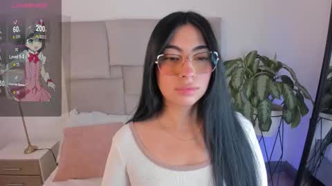 laurenn_smitth online show from September 16, 12:50 pm