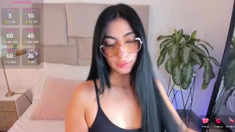 laurenn_smitth online show from September 30, 1:16 pm