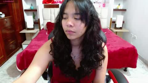 laurent online show from February 18, 3:31 am