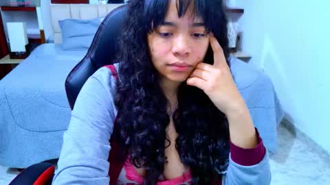 laurent online show from November 13, 3:27 am