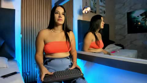 laurenthferrer online show from June 7, 10:08 am
