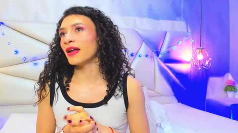 Laurent online show from January 5, 5:27 pm