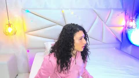 Laurent online show from January 8, 10:39 am