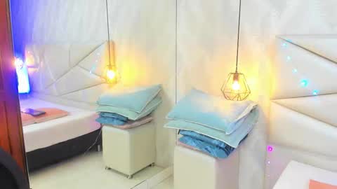 Laurent online show from January 13, 10:31 am