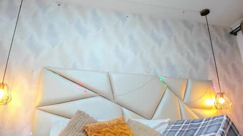 Laurent online show from February 9, 11:14 am