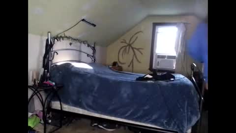 Snapshot of laureybabe44 chatting on December 13, 8:37 pm Lauren online show from December 13, 8:37 pm