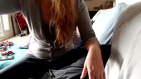 Snapshot of lauriehotxxx chatting on February 21, 1:11 pm lauriehotxxx online show from February 21, 1:11 pm