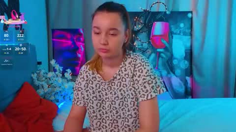 Lola online show from January 8, 7:54 am