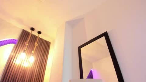 Lau online show from March 3, 9:48 pm