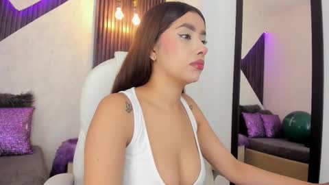 Lau online show from September 16, 3:46 pm