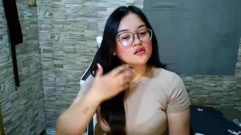 laurine_sexy21 online show from September 11, 12:49 pm