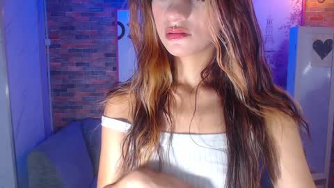 Laurita  online show from December 12, 8:21 pm