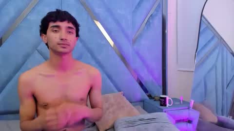 Laury and Narem online show from January 13, 6:08 am