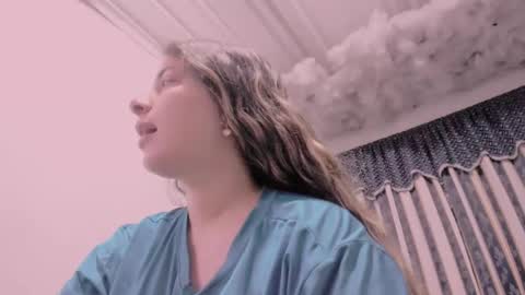 Snapshot of lauu_g chatting on September 24, 10:07 am Lauu G online show from September 24, 10:07 am