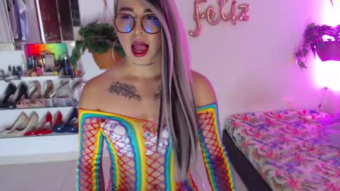 Cristina online show from January 13, 10:45 pm