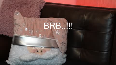 Snapshot of laviah chatting on December 17, 2:55 am Mara online show from December 17, 2:55 am