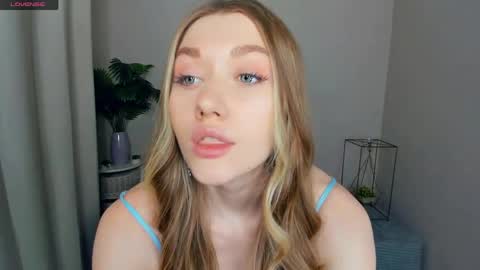 Jane online show from June 6, 8:13 pm