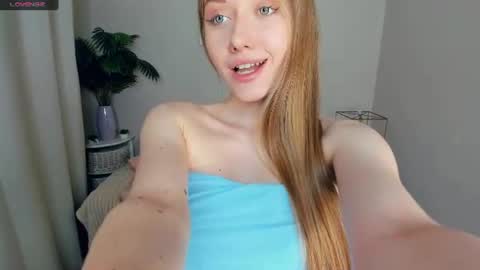 Snapshot of laviniahoutz chatting on June 23, 8:51 pm Jane online show from June 23, 8:51 pm