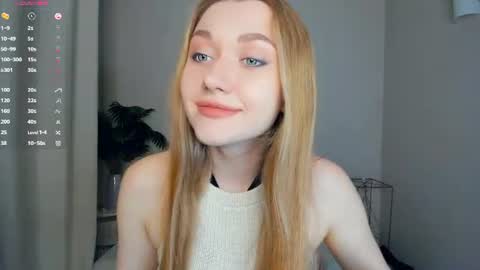 Snapshot of laviniahoutz chatting on July 14, 10:59 pm Jane online show from July 14, 10:59 pm