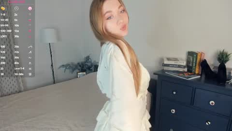 Snapshot of laviniahoutz chatting on July 19, 10:35 pm Jane online show from July 19, 10:35 pm