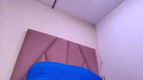 Lay Madison  online show from September 19, 7:14 pm