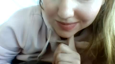 layannalea online show from January 29, 11:14 pm