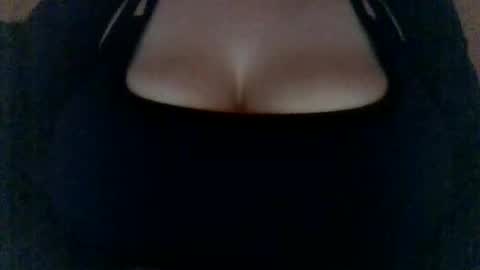 layannalea online show from November 25, 11:54 am