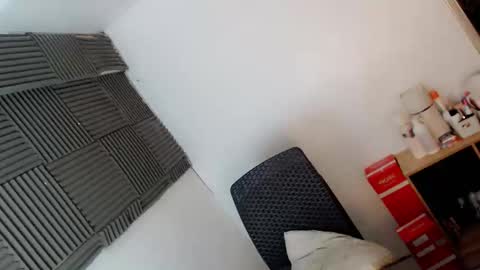 layla47649867 online show from February 11, 7:02 am