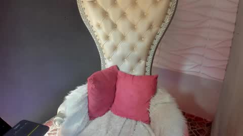 Snapshot of layla_707 chatting on March 28, 7:24 pm Layla online show from March 28, 7:24 pm