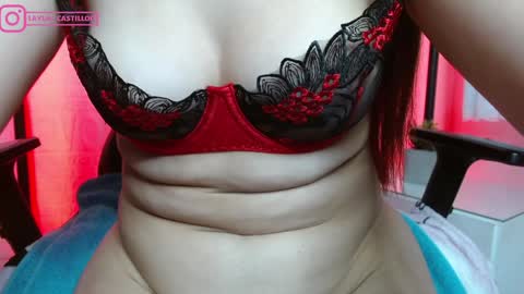 Layla online show from December 20, 8:23 pm