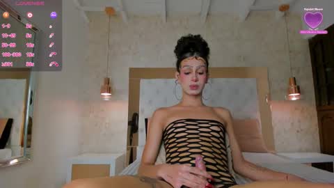 Layla Mackenzie  online show from February 9, 1:09 am