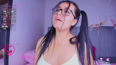 Snapshot of layla_nicols chatting on January 13, 4:19 pm Layla online show from January 13, 4:19 pm