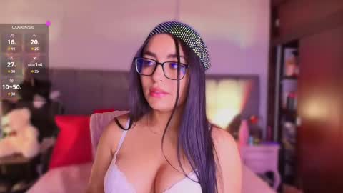 Snapshot of layla_nicols chatting on March 5, 12:55 pm Layla online show from March 5, 12:55 pm