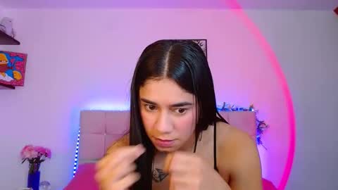 Snapshot of layla_roma chatting on October 16, 2:23 am Lia and Rachel online show from October 16, 2:23 am